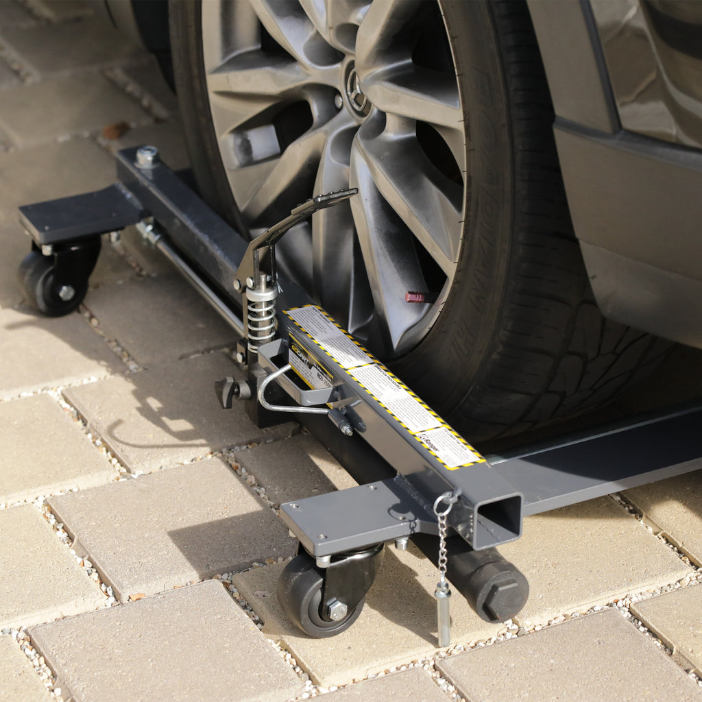 Ranger RCD-2500 car dolly designed for moving stored or disabled vehicles